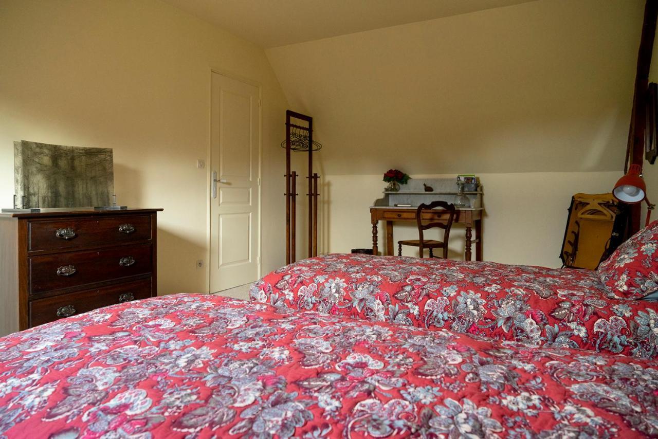 Chambre d'Hôtes chez Artiste Verrier, La Perrière - Perche Exterior foto