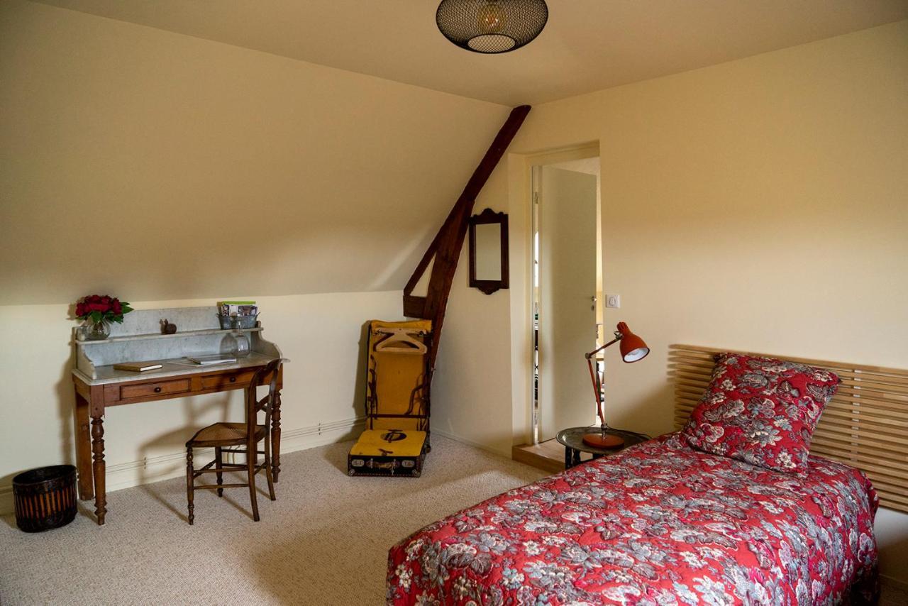 Chambre d'Hôtes chez Artiste Verrier, La Perrière - Perche Exterior foto